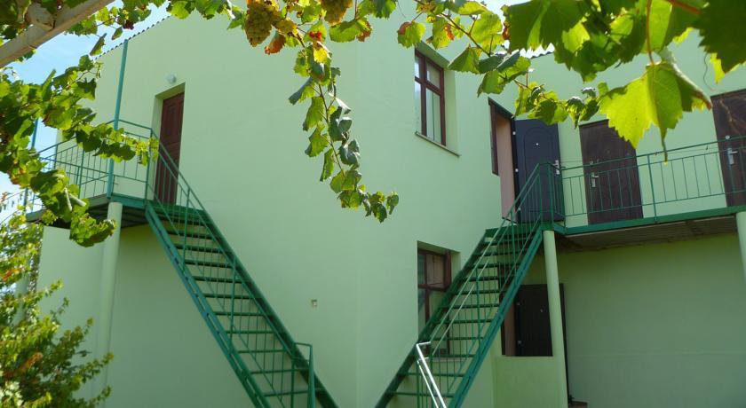 Гостиница Yanina Саки-32